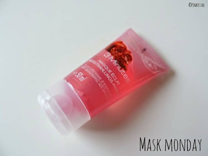 MASK MONDAY: YVES ROCHER 3 MINUTEN GEZICHTSMASKER MET GRANAATAPPEL