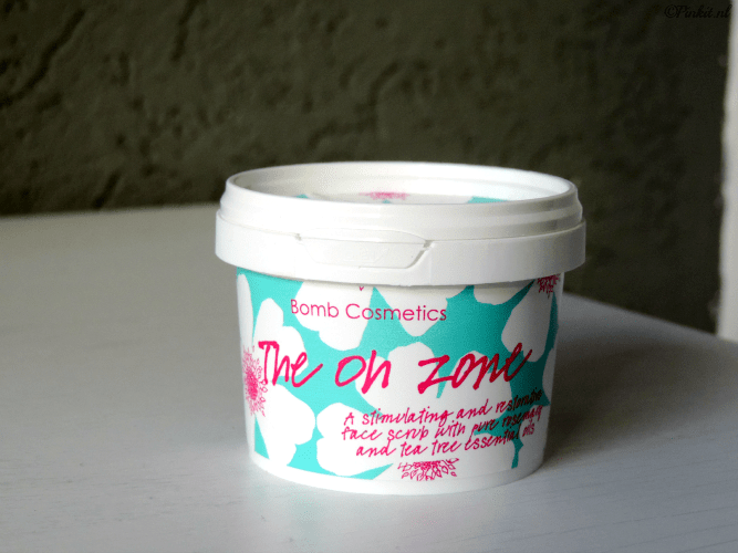 REVIEW| BOMB COSMETICS THE OH ZONE