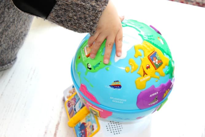 fisher-price-leerplezier-hallo-wereld-wereldbol-review-6