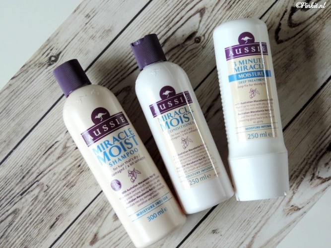 BEAUTY | AUSSIE MIRACLE MOIST SHAMPOO, CONTIDIONER & DEEP TREATMENT [+WIN]