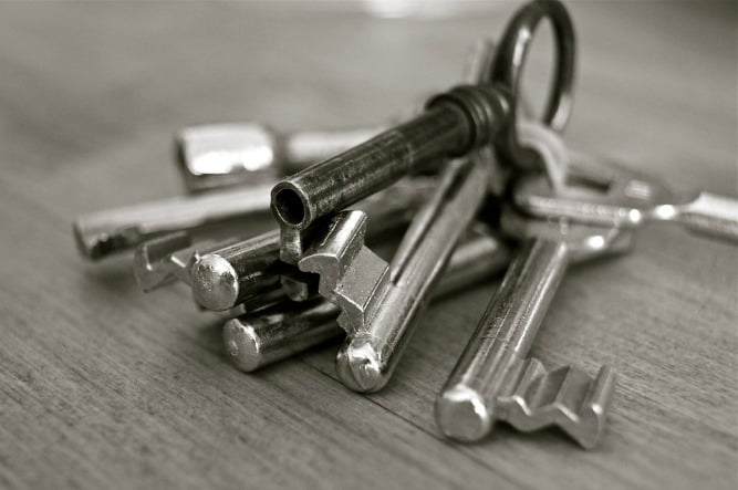HOME | TIPS ZODAT JE NIET MEER BUITENGESLOTEN KAN WORDEN