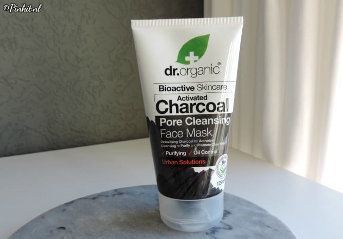 Dr Organic Charcoal Face Mask