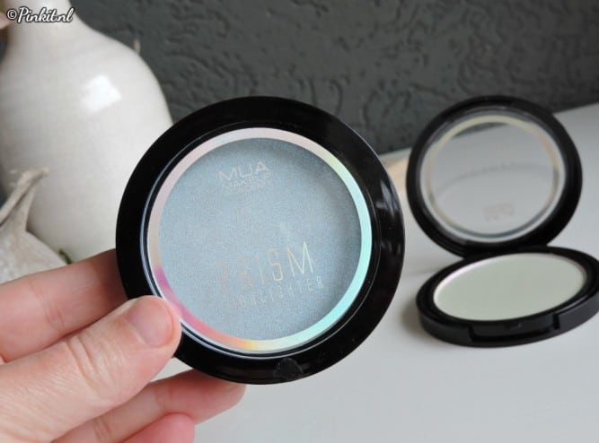 MUA Prism Highlighter