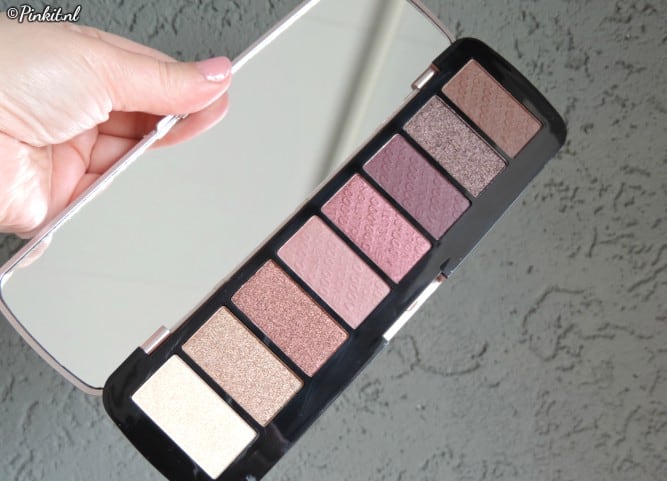  makeup revolution palette fortune favours the brave 