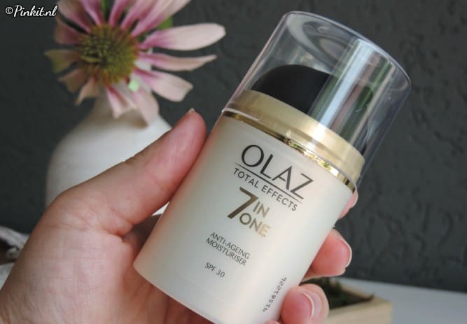 Olaz Total Effects 7-in-One Dagcrème SPF30.