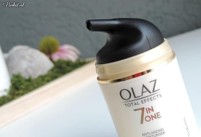 Olaz Total Effects 7-in-One Dagcrème SPF30.