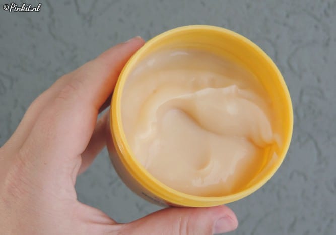 The Body Shop Banana Body Yogurt