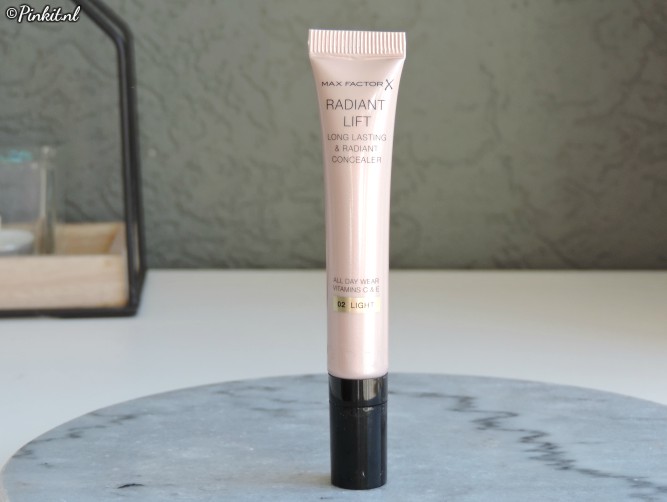 Max Factor Radiant Lift Foundation & Concealer