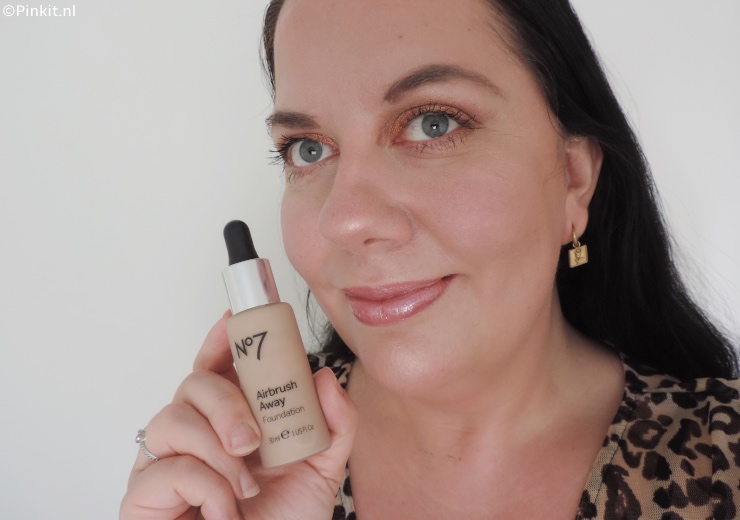 BEAUTY | NO7 AIRBRUSH AWAY FOUNDATION