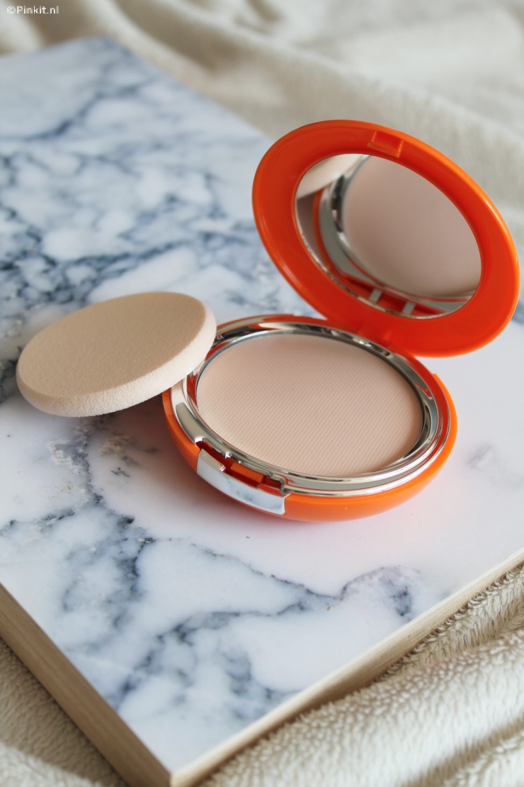 LANCASTER INVISIBLE COMPACT CREAM SPF50