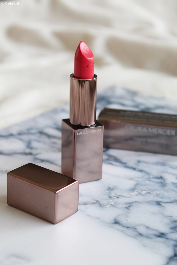 BEAUTY | LAURA MERCIER ROUGE ESSENTIEL SILKY CRÈME LIPSTICK