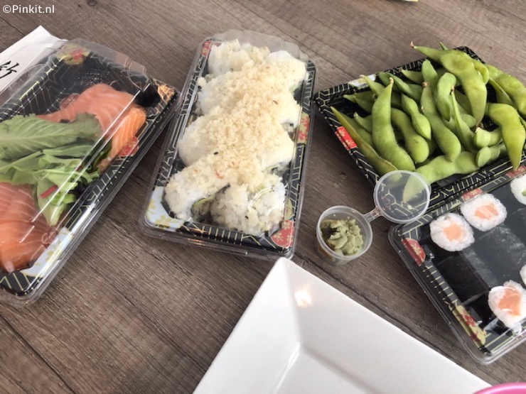 WEEKLY DIARY | NETFLIX UNDERCOVER & SUSHI