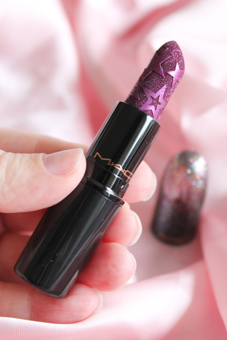 M.A.C KISS OF THE STARS LIPSTICK – STARSTRUCK