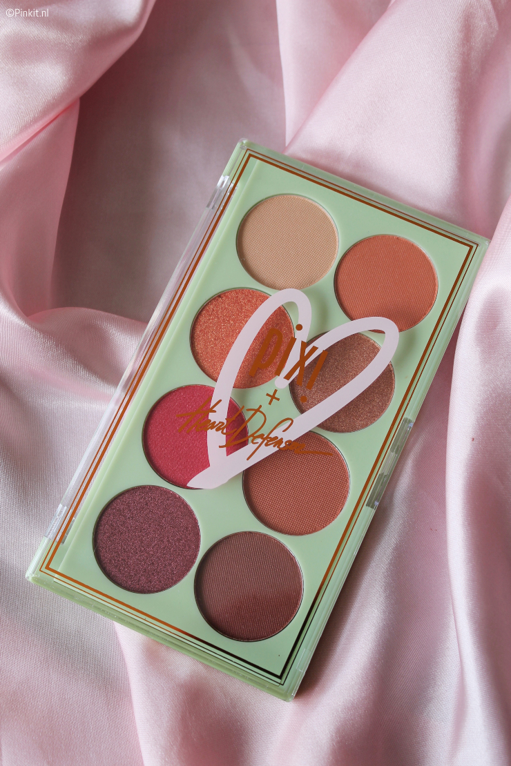 PIXI HEART DEFENSOR EYE HEART PALETTE