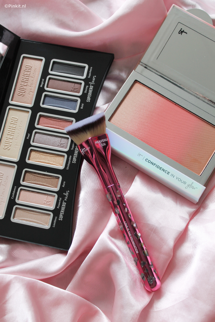 IN THE MIX | MAKE-UP VAN IT COSMETICS REVIEW