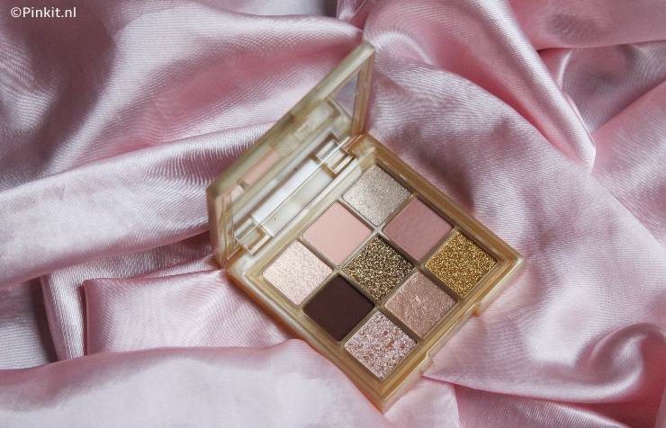 HUDA BEAUTY GOLD OBSESSIONS PALETTE