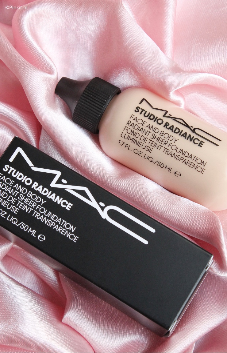 M.A.C STUDIO RADIANCE FACE AND BODY RADIANT SHEER FOUNDATION