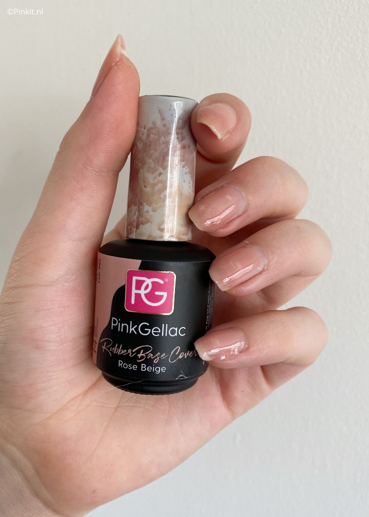 Pink Gellac heeft weer iets nieuws gelanceerd, namelijk de Rubber Base Cover in 5 prachtige tinten. Ik heb deze collectie ontvangen en ben er ook gelijk mee aan de slag gegaan. In dit artikel vertel ik wat meer over de Pink Gellac Rubber Base Cover en laat ik natuurlijk ook de swatches zien.