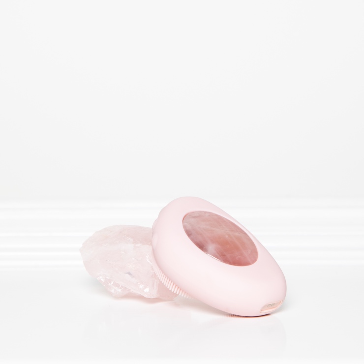 THE COUCOU CLUB – COUCOU ROSE QUARTZ CLEANSING BRUSH