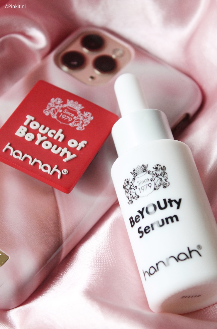 Een paar jaar geleden maakte ik voor het eerst kennis met de producten van hannah, er staan inmiddels ook al redelijk wat hannah reviews online hier op Pinkit.nl. De afgelopen weken ben ik aan de slag gegaan met het nieuwste product, het hannah BeYOUty Serum en daar vertel ik in dit artikel wat meer over.