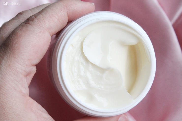 Huidverzorging met honing? Ja, dat is de nieuwste lancering van Bee Honest Cosmetics. Ik heb uit de nieuwe Manuka lijn drie producten ontvangen en daar vertel ik in dit artikel wat meer over...