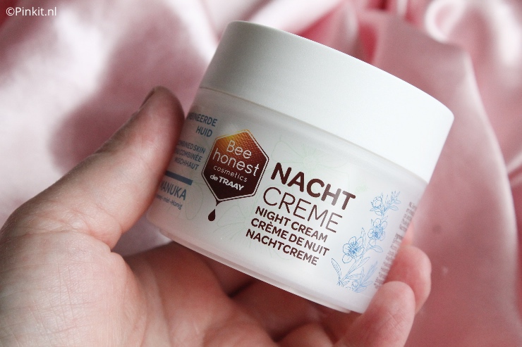 Huidverzorging met honing? Ja, dat is de nieuwste lancering van Bee Honest Cosmetics. Ik heb uit de nieuwe Manuka lijn drie producten ontvangen en daar vertel ik in dit artikel wat meer over...