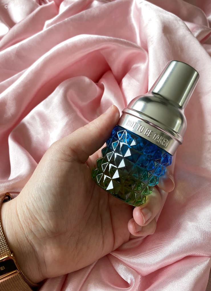 De zomer is al even begonnen al kan je dat op sommige dagen nog niet echt aan het weer merken, maar gelukkig wel aan de toffe zomer lanceringen! Na het succes van LIFE IS NOW en CELEBRATE, is het tijd voor de nieuwe Pepe Jeans London parfums: COCKTAIL EDITION. De nieuwe zomereditie voor hem en haar.