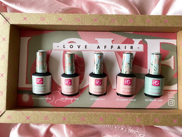 De nieuwe Pink Gellac collectie is gelanceerd en heet Love Affair, met de vijf nieuwe kleuren ben ik natuurlijk aan de slag gegaan. In dit artikel laat ik de nieuwe Pink Gellac Love Affair collectie swatches zien en ik kan alvast verklappen dat ik dit oprecht een hele mooie collectie vind, ook perfect voor het bruidsseizoen!