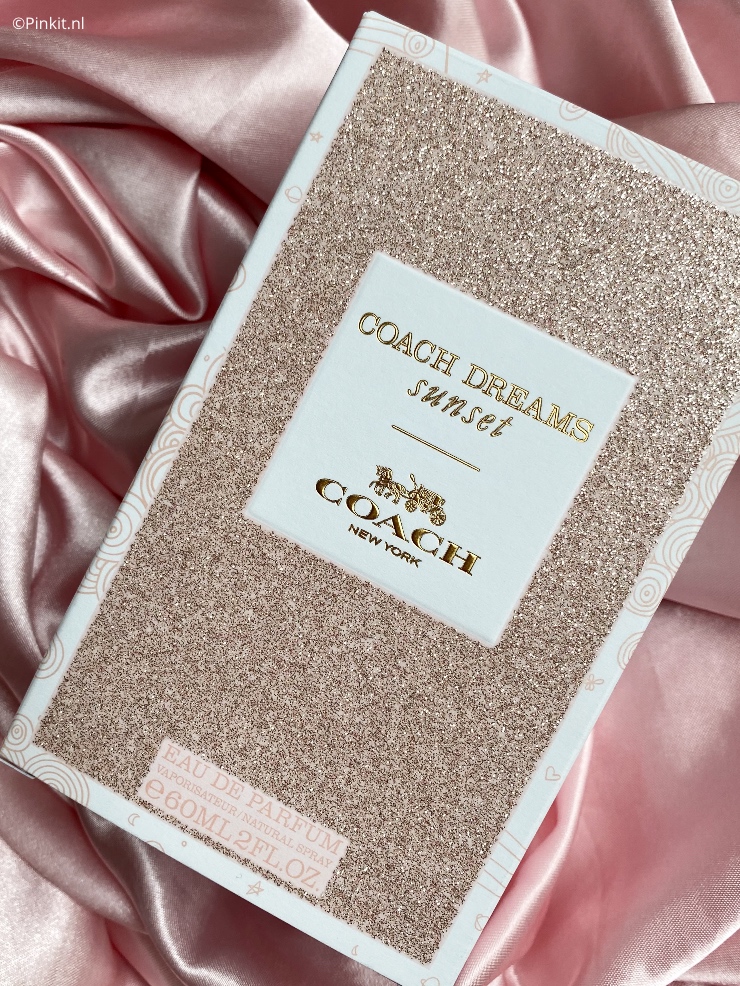 Na het succes van Coach Dreams, lanceert dit modemerk nu zijn nieuwste flanker genaamd Coach Dreams Sunset. Deze nieuwe lancering heb ik ontvangen en ben ik vanaf het eerste moment gelijk gaan testen. Wil je meer weten over deze mooie lancering? lees dan vooral even verder...