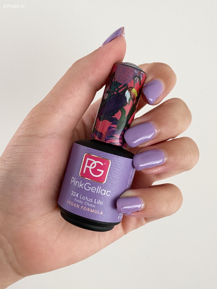 De nieuwe Pink Gellac Exotic Chaos collectie is gelanceerd en jeetje wat een toffe kleuren! Het lijkt soms dat ik in herhaling val, maar Pink Gellac lanceert de ene naar de andere gave collectie. Hou je van aanwezige, tropische kleuren? Kijkt dan zeker even verder naar de Pink Gellac Exotic Chaos swatches.