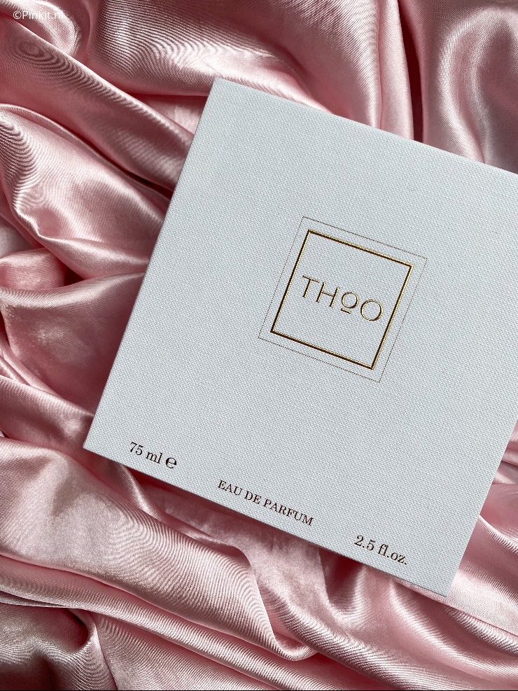 De flacons van THE HOUSE OF OUD heeft iedereen vast wel eens ergens gezien, zo mooi en uniek. En dat past ook wel weer goed bij de nieuwste lancering, genaamd Neverending. Een geur die net zo bijzonder is, daar vertel ik in dit artikel natuurlijk wat meer over.