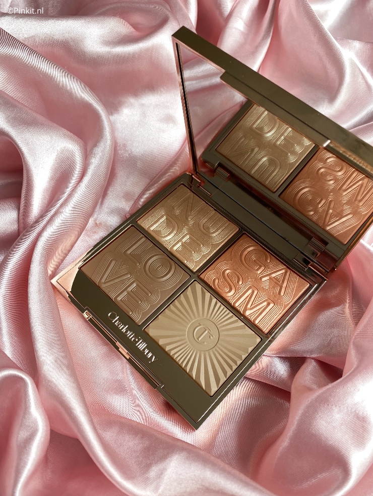 Momenteel lanceert Charlotte Tilbury redelijk wat nieuwe lanceringen en daar kan ik alleen maar enthousiast van worden. Vooral het Nudegasm Face Palette wilde ik graag aan mijn collectie toevoegen, ik kon dus ook niet wachten om gelijk een bestelling te plaatsen tijdens de lancering...