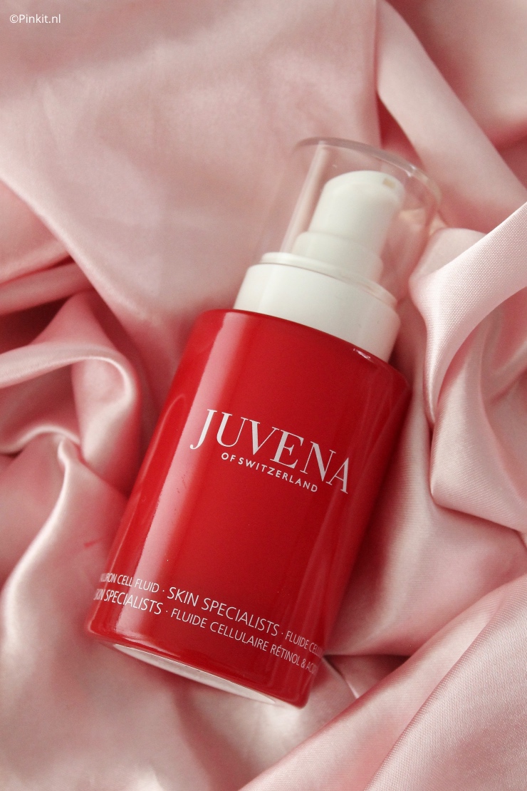 Zoals ik bij de andere Juvena reviews heb geschreven, ben ik momenteel een aantal producten van dit mooie merk aan het testen. Ik review de producten in volgorde van gebruiken, vandaag is het dus tijd voor de Juvena Retinol & Hyaluron Cell Fluid. Dit product heb ik net zoals de andere items al een aantal weken in gebruik, omdat ik voor huidverzorging graag rustig de neem voor het testen.