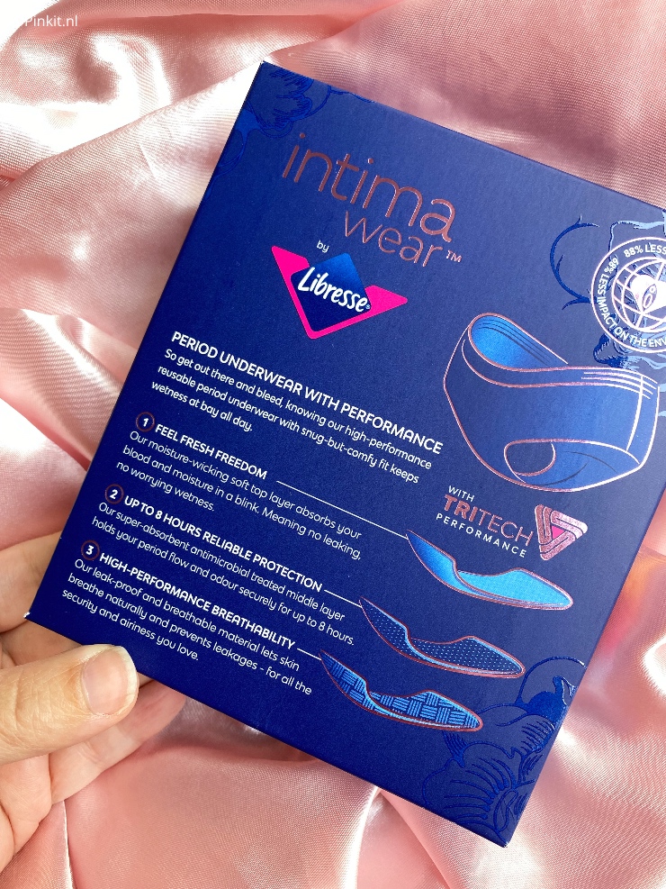 Libresse introduceert intimawear by Libresse™, ondergoed dat naadloos aansluit op je menstruatie. Het menstruatieondergoed geeft ruimte aan de natuurlijke flow van het vrouwenlichaam, waar en wanneer dan ook. Met ruim acht tot twaalf uur bescherming geeft intimawear by Libresse™ hetzelfde comfort en vrijheid als je normale ondergoed.