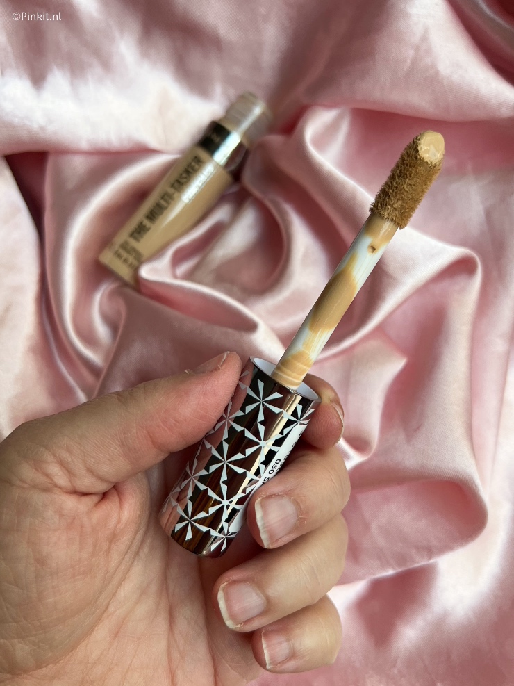De afgelopen weken heb ik weer diverse beautyproducten getest, het blijft leuk om nieuwe beauty favorieten te ontdekken. Zo draag ik een parfum van Marc Jacobs bijna dagelijks en ben ik verliefd geworden op een oogschaduw palette van Huda Beauty. Ook nieuwsgierig geworden? Het is tijd voor mijn 7 beauty favorieten van dit moment #19.