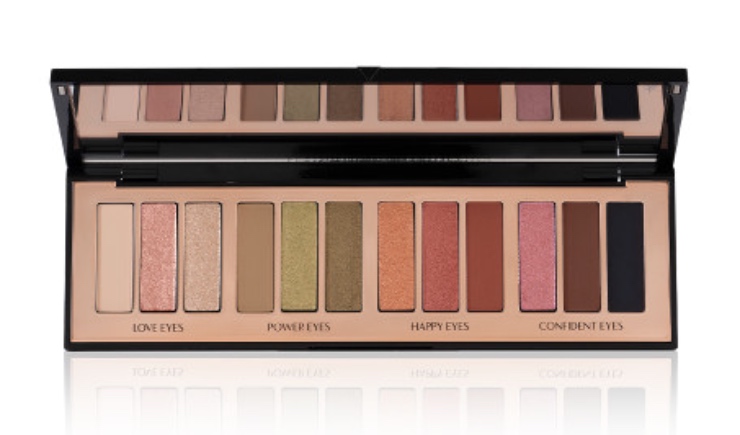 De nieuwe Charlotte Tilbury Holiday Collection 2021 is inmiddels volop verkrijgbaar, allemaal prachtige sets met haar bestsellers of juist nieuwe lanceringen. Ik heb een aantal sets gekocht en ontvangen, plus ik deel een aantal favorieten die ik zelf nog op het oog heb. In dit artikel laat ik dus niet alle sets zien, daarvoor kan je het beste op de website van Charlotte Tilbury kijken (er is serieus zoveel keuze).