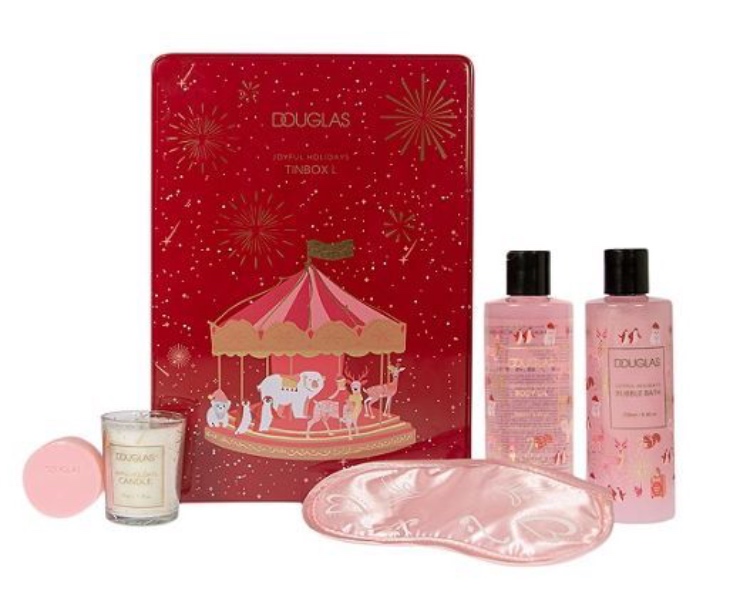 Zoek je nog wat leuke cadeau inspiratie voor de feestdagen of voor bijvoorbeeld een verjaardag? In dit artikel laat ik een aantal gift sets zien uit de Douglas Collection lijn. Ik kwam op het idee omdat ik een pakket had ontvangen met een aantal sets, maar ook omdat ik zelf een bestelling had geplaatst...tja ik ben nou eenmaal gek op shoppen! Deze gift sets zijn allemaal leuk betaalbaar en perfect voor elke gelegenheid.