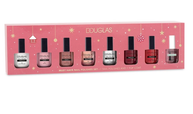 Zoek je nog wat leuke cadeau inspiratie voor de feestdagen of voor bijvoorbeeld een verjaardag? In dit artikel laat ik een aantal gift sets zien uit de Douglas Collection lijn. Ik kwam op het idee omdat ik een pakket had ontvangen met een aantal sets, maar ook omdat ik zelf een bestelling had geplaatst...tja ik ben nou eenmaal gek op shoppen! Deze gift sets zijn allemaal leuk betaalbaar en perfect voor elke gelegenheid.