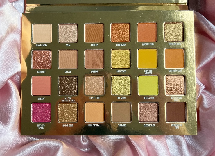 De nieuwe 24K Birthday Collection van Kylie Cosmetics is al een tijdje verkrijgbaar in Amerika. En ik dacht eigenlijk dat deze limited edition niet naar Nederland zou komen, maar ineens stonden de producten online bij Douglas.nl. Mijn bestelling was direct geplaatst en even later kwam er ook een PR pakket binnen, zo kan ik jullie alle items uit de Kylie Cosmetics 24K Birthday Collection laten zien