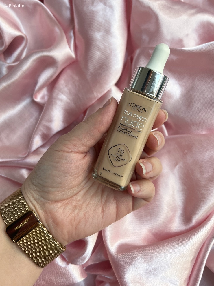 Op Tiktok is er al een tijdje een hype gaande over de nieuwe True Match Nude Plumping Tinted Serum van L'Oréal Paris en dat wekt natuurlijk ook mijn interesse. Een hype wilt niet altijd wat zeggen over de kwaliteit, dus voor het testen heb ik wel even een paar weken de tijd genomen. Ben ik het inmiddels met deze hype eens? Dat lees je in dit artikel...