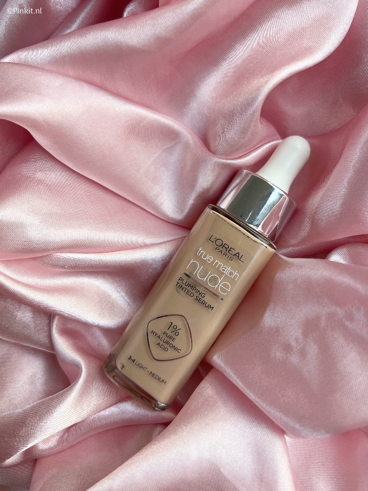 Op Tiktok is er al een tijdje een hype gaande over de nieuwe True Match Nude Plumping Tinted Serum van L'Oréal Paris en dat wekt natuurlijk ook mijn interesse. Een hype wilt niet altijd wat zeggen over de kwaliteit, dus voor het testen heb ik wel even een paar weken de tijd genomen. Ben ik het inmiddels met deze hype eens? Dat lees je in dit artikel...