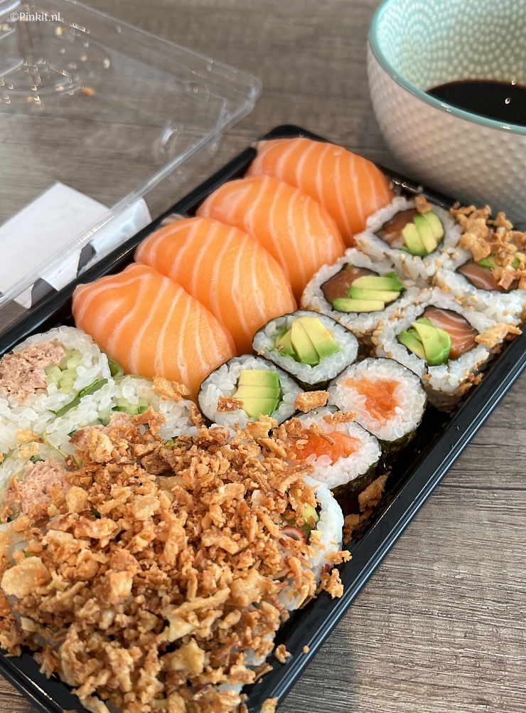 Omdat mijn planning toch al een beetje anders is dan normaal, heb ik nu al de Weekly Diary week 45 2021 online (ipv maandagochtend). Het was een week met sushi, leuke pakketjes en nieuwe lanceringen. Aankomende week ben ik minder online i.v.m. twee events (tenminste als ze doorgaan), maar natuurlijk neem ik tussendoor weer foto's voor de editie van volgende week.