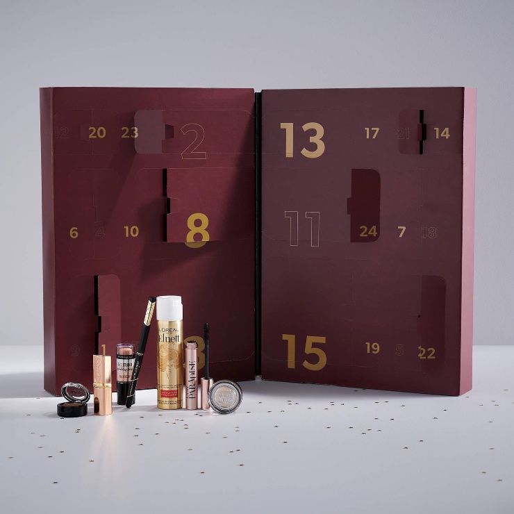 December is begonnen, de eerste vakjes van de adventskalenders mogen open! Mocht je nog opzoek zijn naar een adventskalender dan is de L'Oréal Paris X Wehkamp Adventskalender zeker een aanrader. Vanaf volgende week ga ik de vakjes openmaken (Postnl heeft een kleine vertraging), maar toch wilde ik deze tip nog wel even met jullie delen.