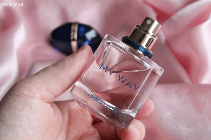 De afgelopen weken zijn er weer diverse nieuwe parfums in mijn collectie gekomen, maar er zijn ook parfums die ik al jaren met liefde regelmatig draag. Tijd dus weer om een aantal parfum aanraders van dit moment met jullie te delen...