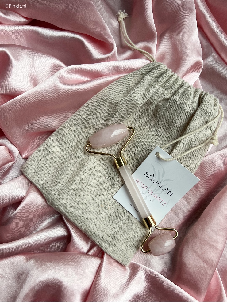 Tip | Squalan Rose Quartz Facial Roller