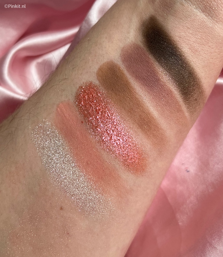 Deze maand is er een perspakket binnengekomen met daarin diverse producten van het merk Affect. Ik had nog nooit eerder van dit Poolse make-up merk gehoord, tijd dus om daar verandering in te gaan brengen!