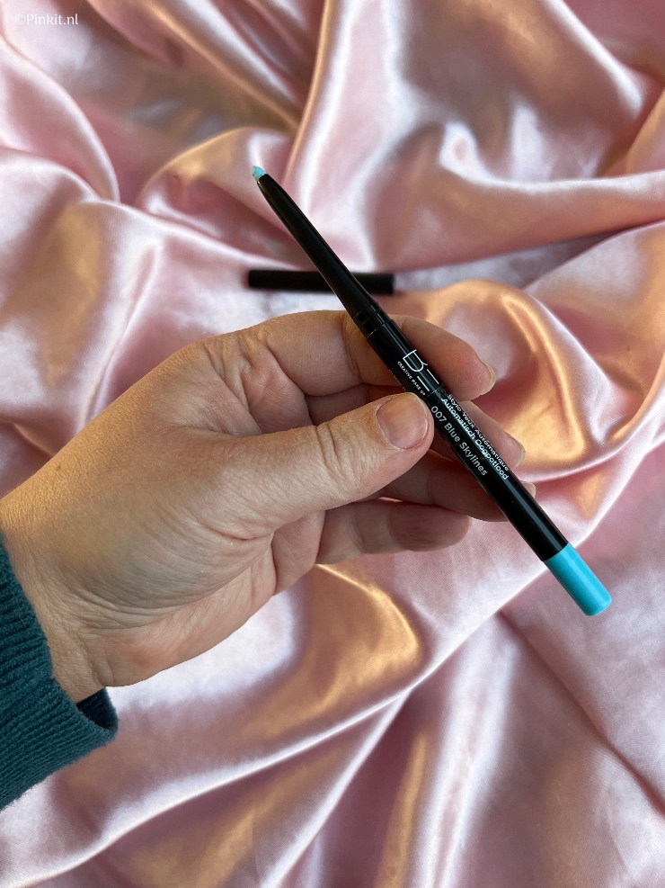Van het merk BE Creative Make Up heb ik de nieuwe Pastel Getaway collectie ontvangen, daar ben ik natuurlijk gelijk mee aan de slag gegaan. Normaal zijn pastel tinten niet helemaal mijn ding, maar deze collectie bevat niet de standaard pastel tinten die je vaker ziet...