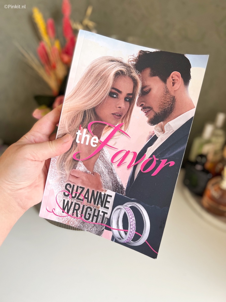 The Favor – Suzanne Wright